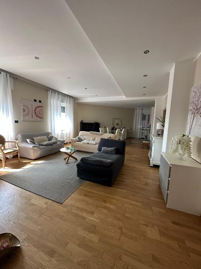 Luxury Center Appartment Novi Ligure Ngoại thất bức ảnh